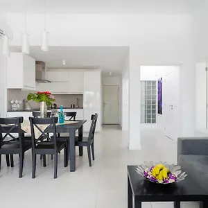 https://apartment-eden-island-village.tenerifehoteles.net